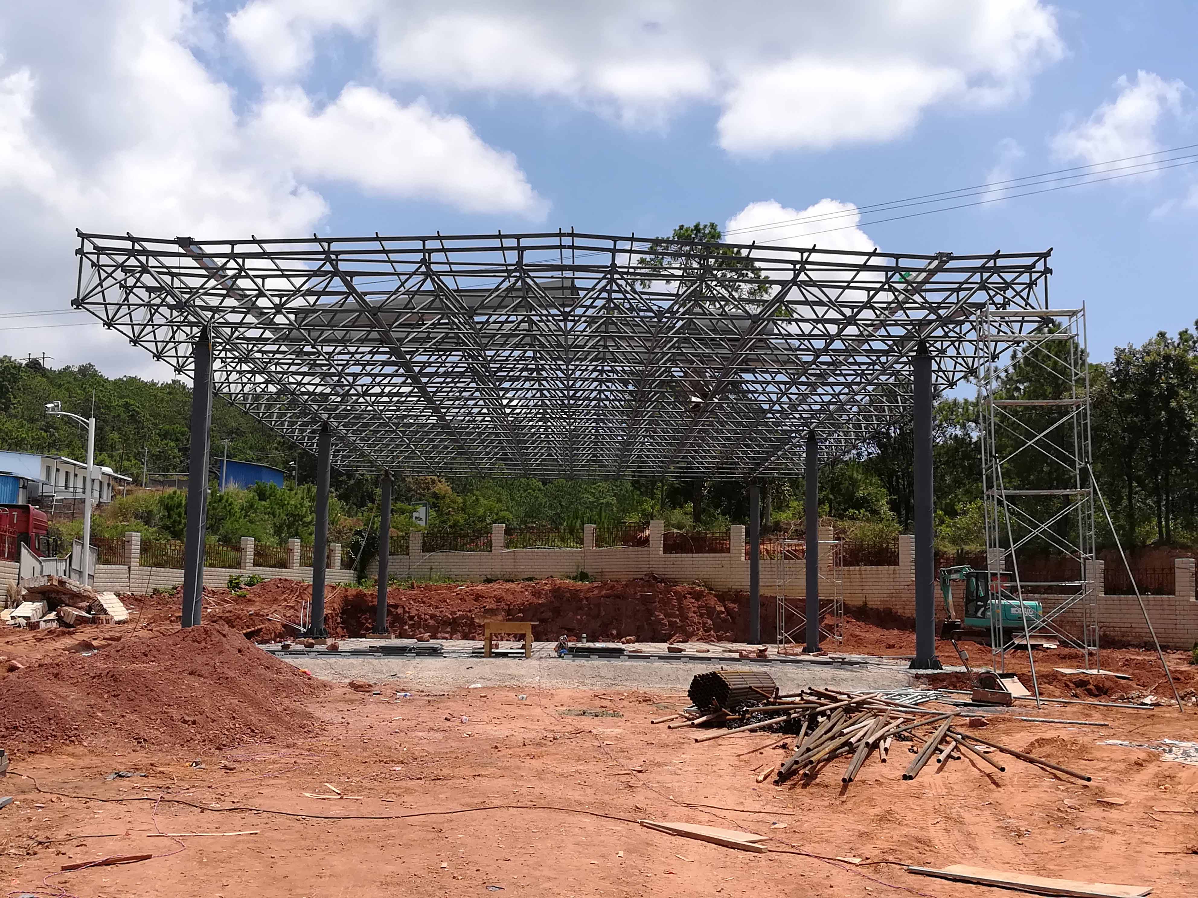 信州区加油站网架屋面